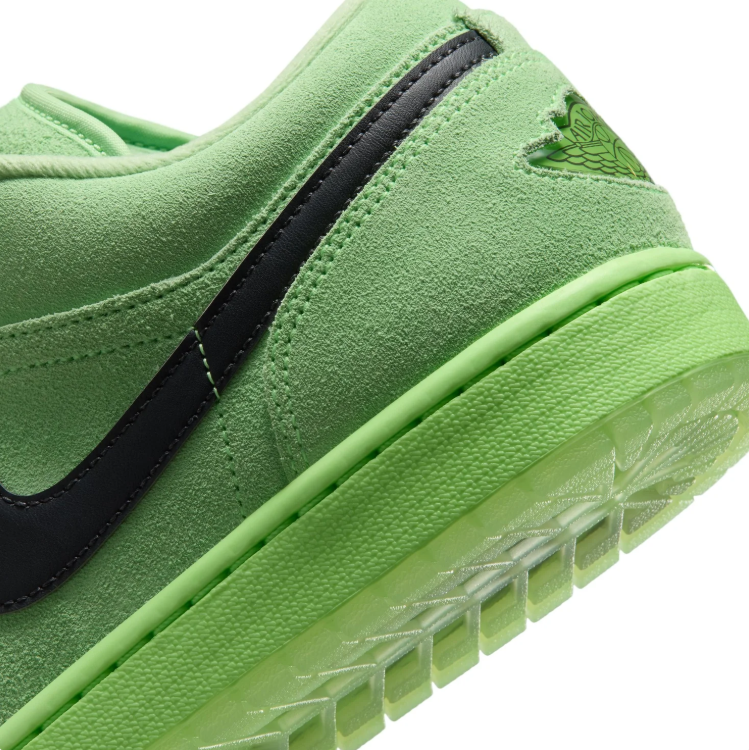 Jordan Low-Top Sneakers – Green & Black