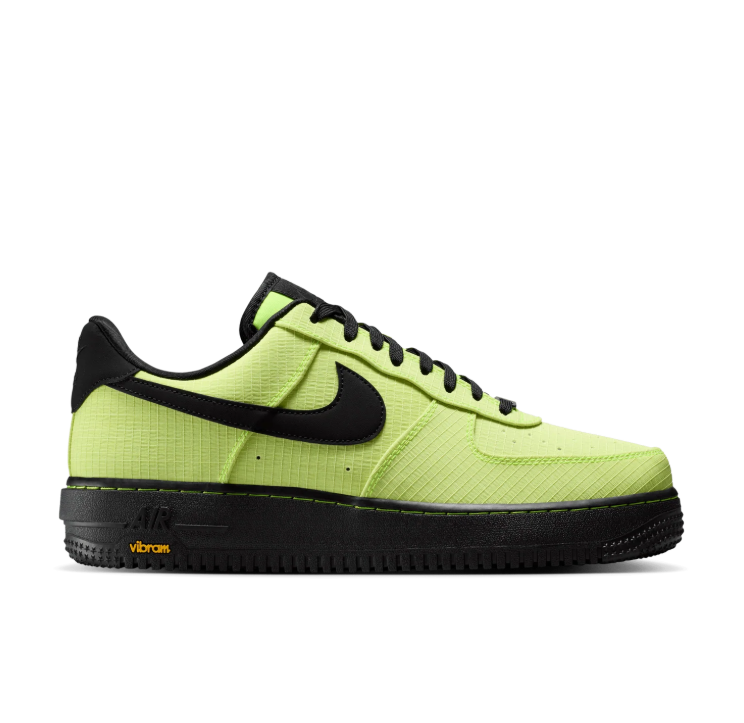 Nike Low-Top Sneakers - Lime Green and Black