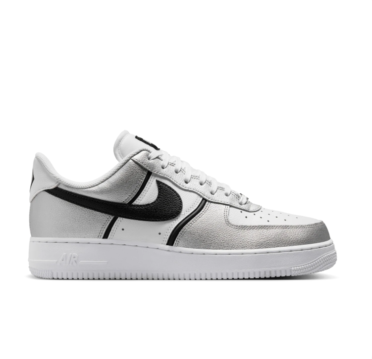 Nike Low-Top Sneakers - White/Silver with Black Accents