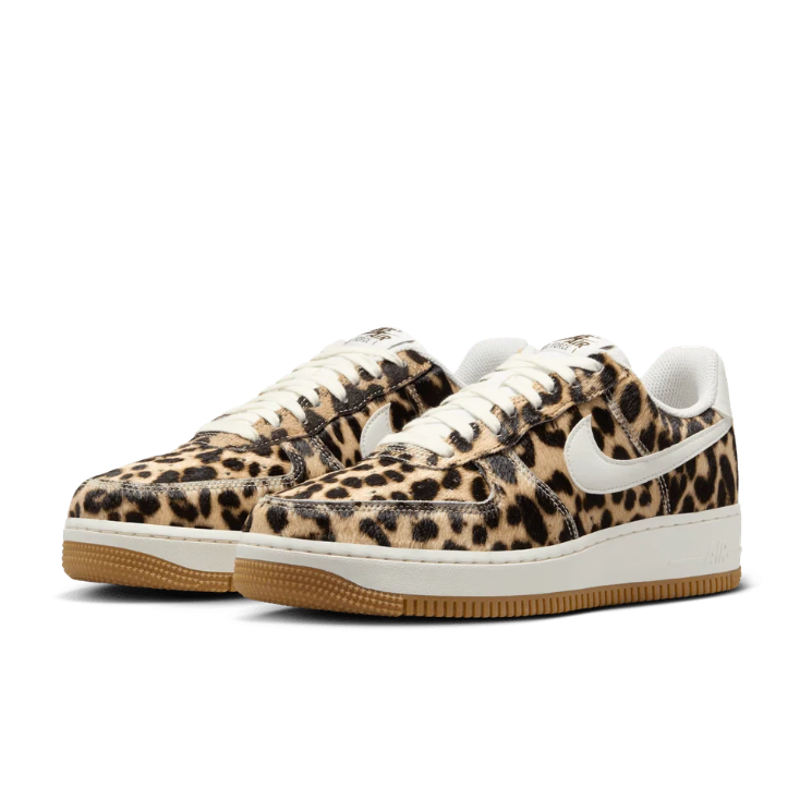 Nike Leopard Print Low-Top Sneakers - Cream/Gum