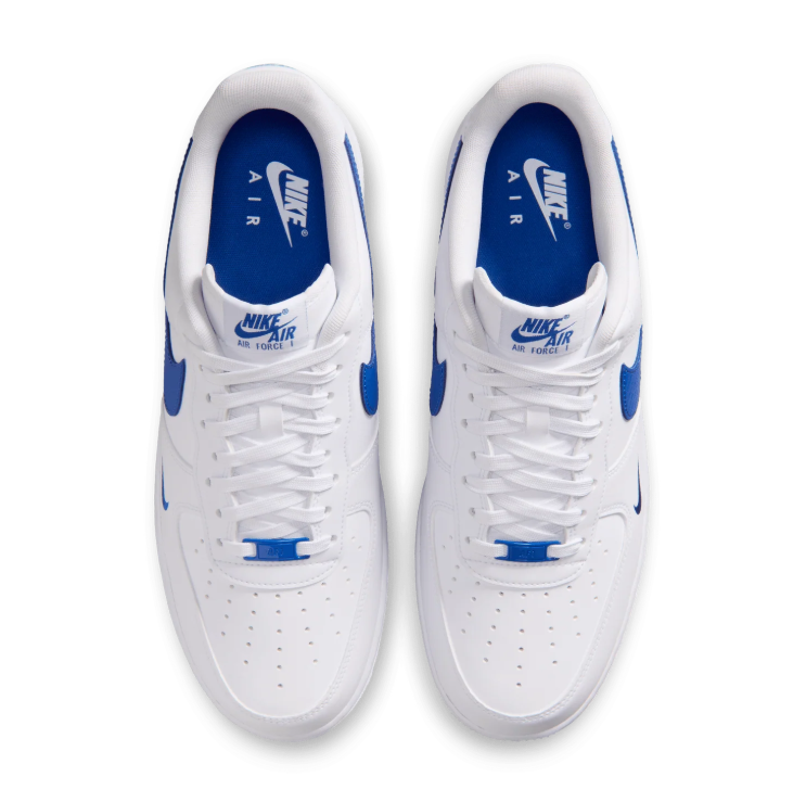 Nike Low-Top Sneakers - White with Blue