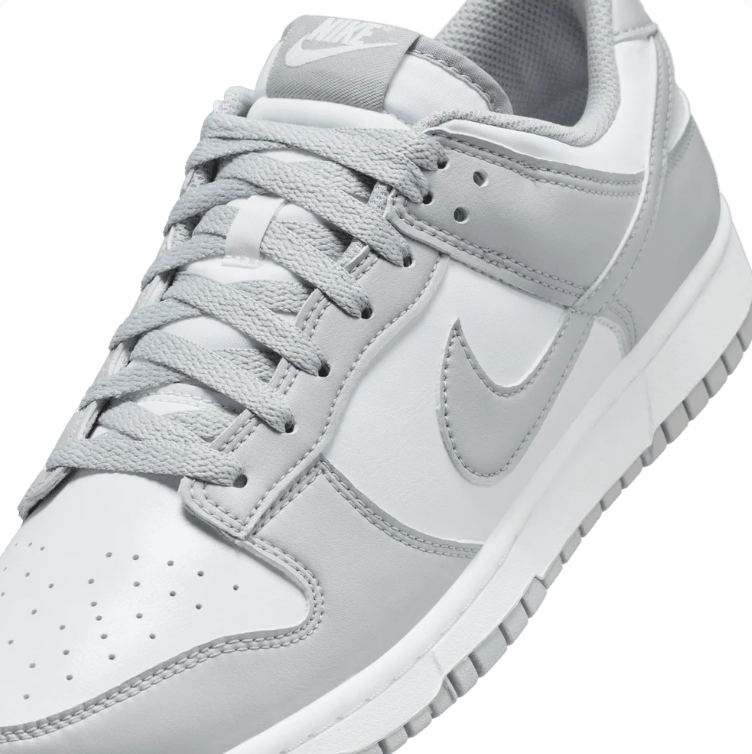 Nike Dunk Low Sneakers - White/Light Grey