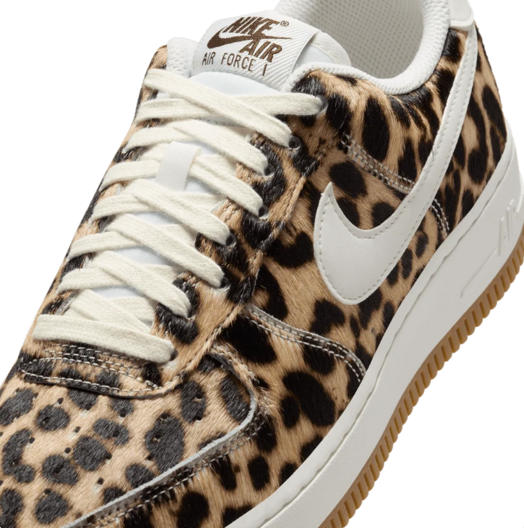Nike Leopard Print Low-Top Sneakers - Cream/Gum