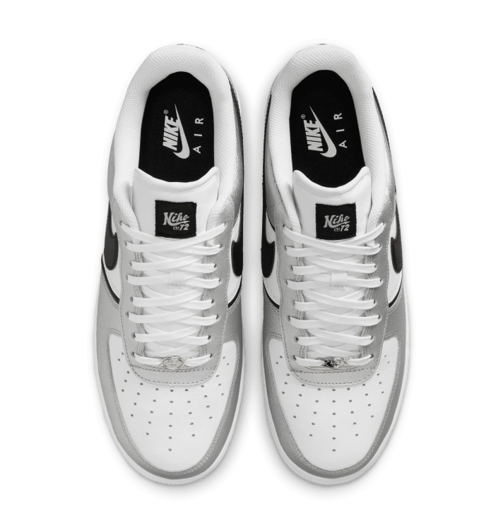 Nike Low-Top Sneakers - White/Silver with Black Accents