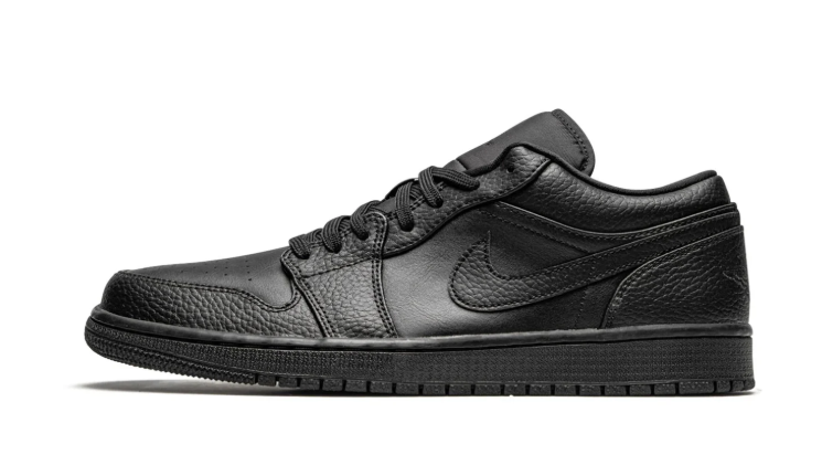Jordan Low-Top Sneakers – All Black
